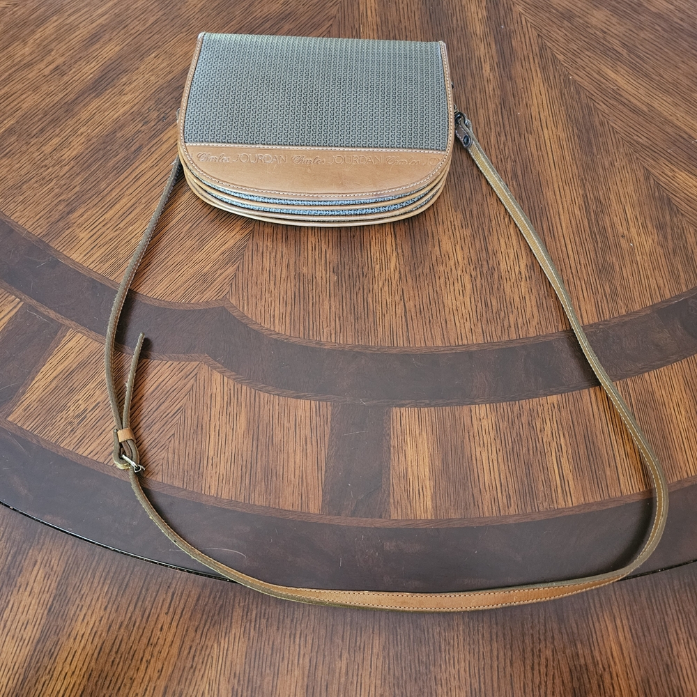 Charles Jourdan Tan and Gray Crossbody Bag - Picture 2 of 11